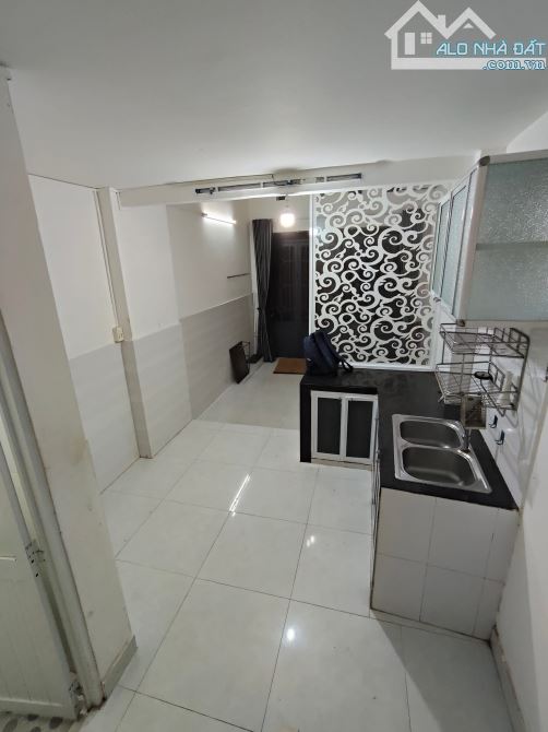 Bán nhà đẹp 4 tầng Nhiêu Tứ Phú Nhuận, khu Phan Xích Long giá nhỉnh 4 tỷ - 3