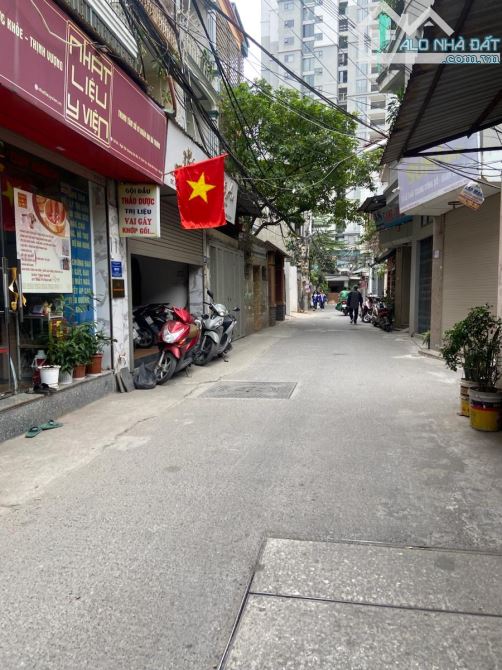 2.2 tỷ - Nhà 4 tầng phố Minh Khai, cạnh TimesCity, không quy hoạch - 3