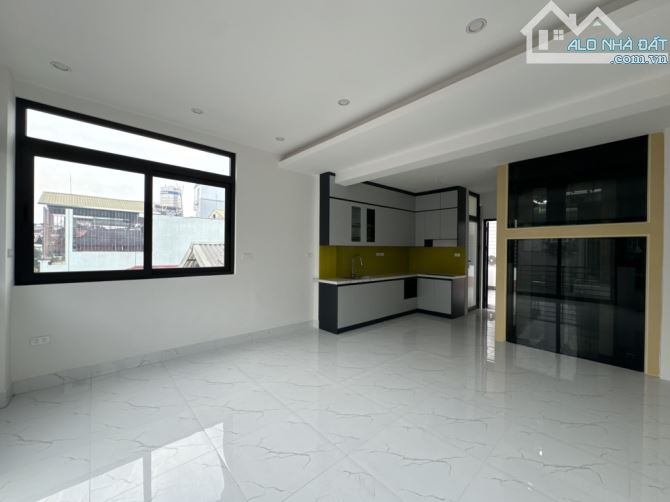 Lê Trọng Tấn 57m Biệt phủ, nơi không còn nhiều nhà để bán - 3