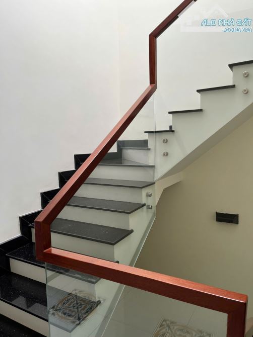 Bán nhà ngay KDC An Phú An Khánh, Quận 2. Giá chỉ 15,5 tỷ, 4m x 16,5m, 4 tầng, sân ô tô - 3