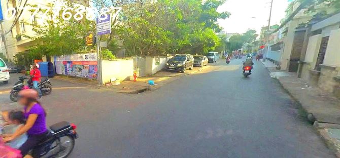 Bán tòa nhà 3MT 5 tầng Q Tân Bình, đang kinh doanh phòng khám, Gần CMT8 - 3