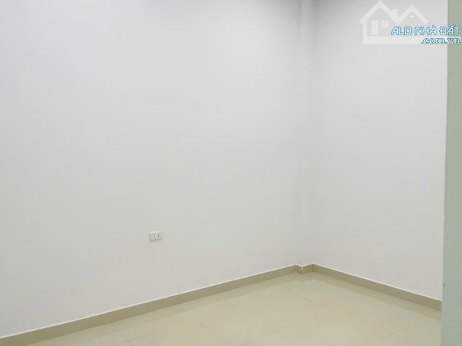 NHÀ HẺM ĐINH NÚP GẦN SIÊU THỊ COOPMART - Loctran - 3