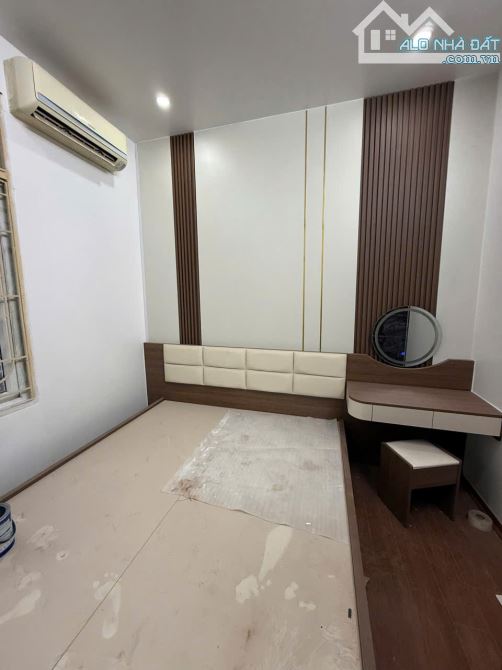 GỐC ĐỀ MINH KHAI – NHÀ ĐẸP 5 TẦNG – 4 NGỦ ĐỦ CÔNG NĂNG - 3