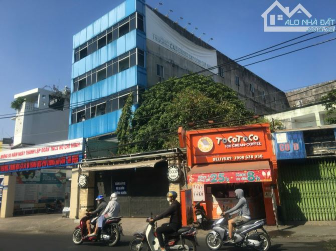 Giảm rất sâu. Bán Nhà Mặt Tiền Lê Quang Định, P.1, Quận Gò Vấp . Quỹ Đất Lớn 900m² - 3