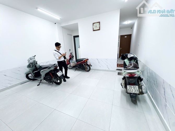 BÁN NHÀ DÒNG TIỀN VÕNG THỊ - TÂY HỒ - 80M - 26,2 TỶ - LÔ GÓC - Ô TÔ TẢI QUA NHÀ - THANG MÁ - 3
