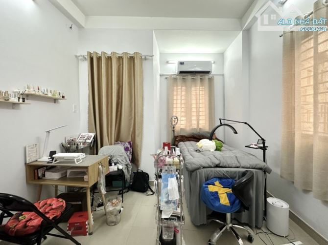 BÁN NHÀ HẺM XE TẢI TRẢI NHỰA P.5 PHÚ NHUẬN, NỞ HẬU - 40M2, 3T - Đ. HOÀNG HOA THÁM - 7.6 TỶ - 3