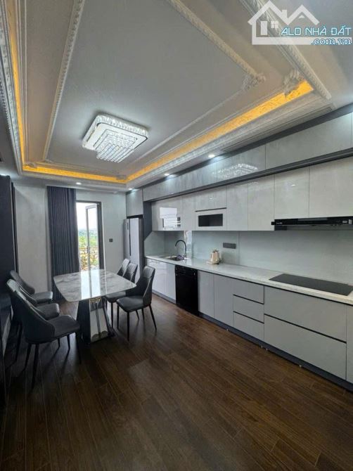 Hot, bán nhà Cổ Nhuế, 50m2, nhà đẹp full nội thất chỉ cần vào ở - 3