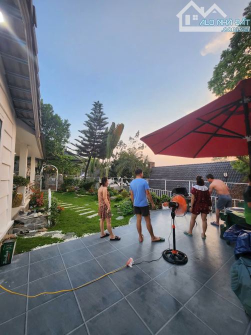 CẦN BÁN CĂN VILLA GIÁ 4.X TỈ CÁCH HN 33KM NHIỀU TIỆN ÍCH TẠI CƯ YÊN LƯƠNG SƠN HB - 3