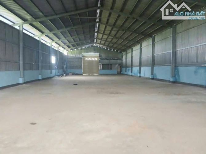 Cho thuê xưởng 1100m2 đường 10 tấn Lê Thị Riêng - 3