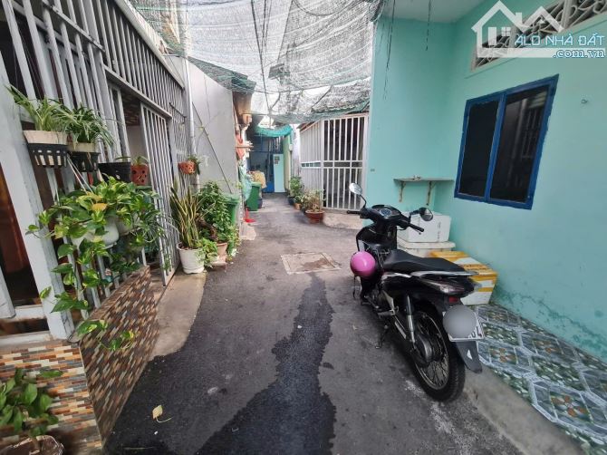 Nhà rẻ có Sổ hồng chỉ 1.9 tỷ, Bình chiểu, Thủ Đức, 32m2 (4x8m), 2 tầng, 2PN, 1WC - 3