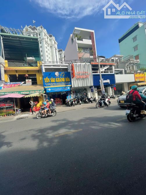 📛 BÁN NHÀ  MẶT TIỀN - P. NGUYỄN CƯ TRINH, Q1, 60m², giá chỉ 24 tỷ!! - 3