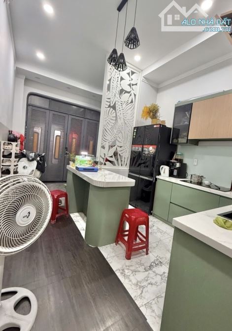 Ô tô vào nhà - 2 mặt tiền kinh doanh - Lý Thánh Tông, Tân Phú - 8.7 Tỷ - 3