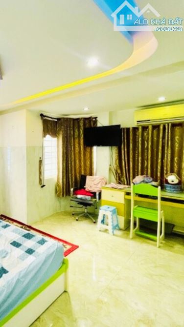 🏠 BÁN NHÀ LÝ THÁI TỔ, P.10, Q.10 - LÔ GÓC SIÊU NGON - 7.X TỶ. - 3