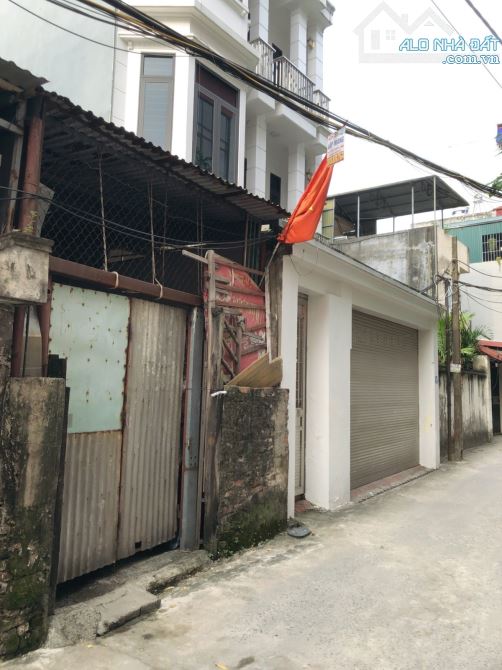Bán Nhà C4 Nguyễn Khoái, 82M- Ngõ Thông Ô tô vào nhà 4.1 Tỷ(TL) - 3