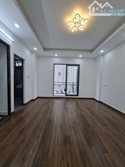 BÁN NHÀ NGỌC THUỴ LONG BIÊN, MỚI TINH, FULL NỘI THẤT, 46M nhỉnh 7 tỷ( TL) - 3