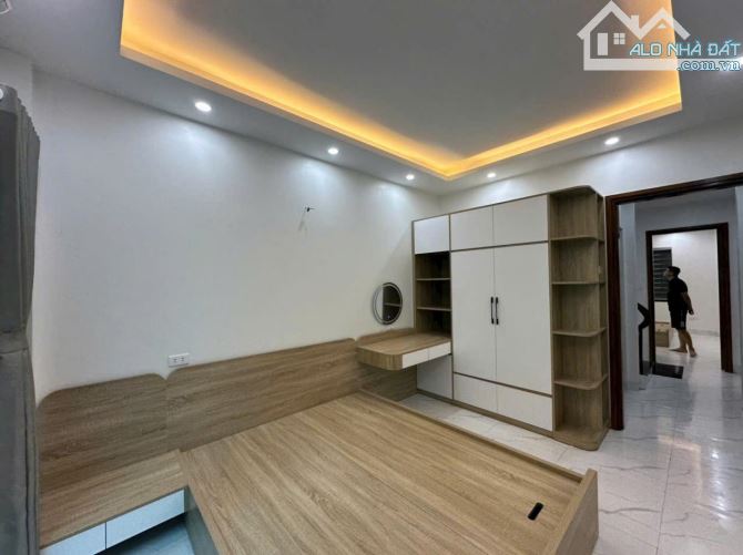 Nhà đẹp 5 tầng Trung Tâm P. Phú Lãm - Hà Đông - 3