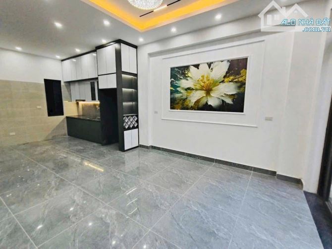 Bán nhà 3 tầng ngõ phố phường Thành Đông, TP HD, 60m2, mt 6m, 3 ngủ, 3 vs, nhà đẹp, 3.15 t - 3