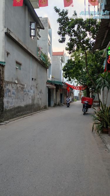 chủ cần tìm khách mua mảnh đất đẹp tại Cự Khối - 3