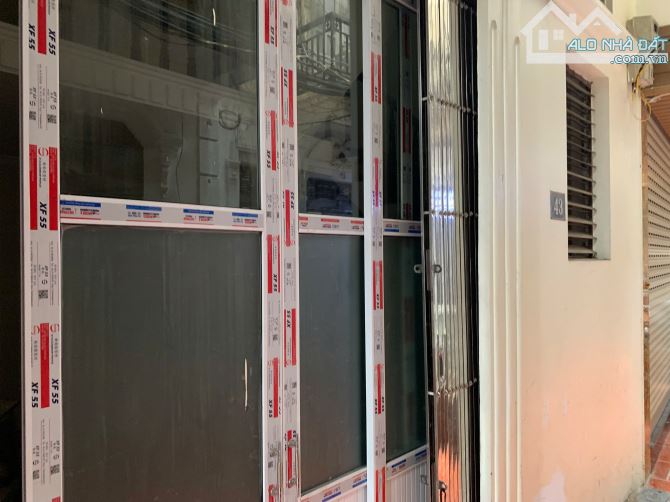 Cho thuê nhà ngõ 461 Trần Khát Chân, phường Thanh Nhàn, Hai Bà Trưng, Hà Nội. DT 21m x 2 - 3