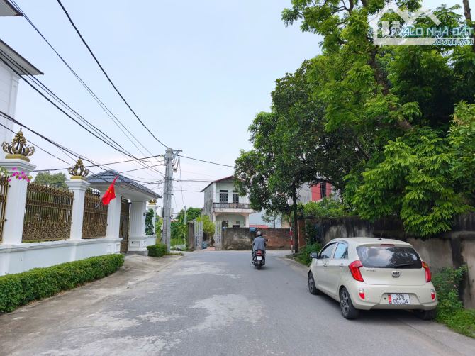 150m thị trấn Sóc Sơn ,lô góc 3 mặt tiền,đường rộng 8m. Vị trí: Cách chợ 300m, - 3