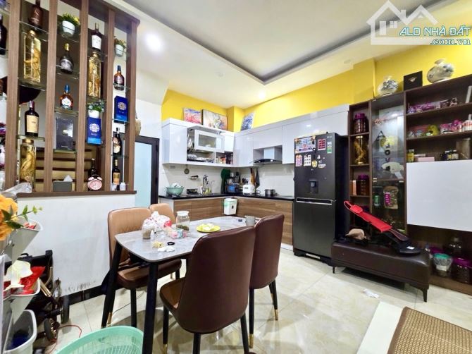 Nhà đẹp ở ngay trung tâm Cầu Giấy – 45m², 5 tầng, mặt tiền 4.5m, giá 13 tỷ - 3