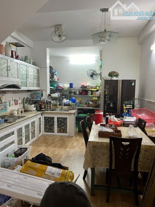 NHÀ MẶT TIỀN QUẬN 6 KDC BÌNH PHÚ,ĐƯỜNG 15M,4 TẦNG,60M2(4×15),5PN,CHỈ 9.2 TỶ - 4