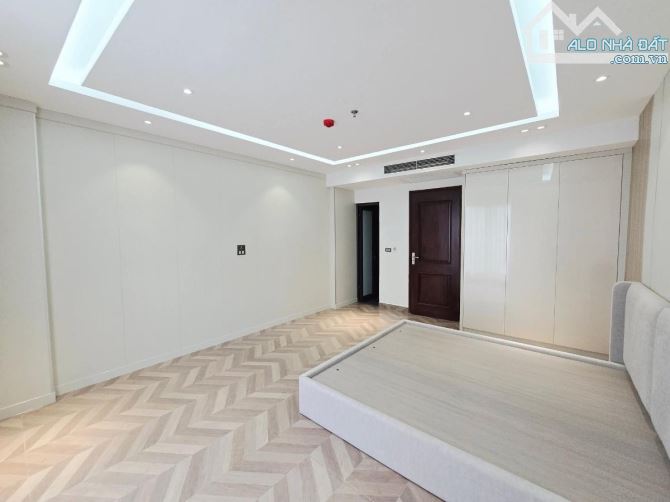 Bán Nhà Phân Lô ÔTô Hoàng Quốc Việt Cầu Giấy 70m2 7 Tầng Thang Máy Full Nội Thất Cao Cấp - 4