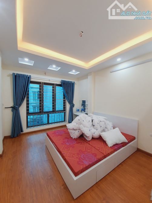 Bán nhà phố  Phân lô Hoàng Sâm, 40m2, 4 tầng, cách ô tô 15m,  hiếm,,nhỉnh 8 tỷ - 4