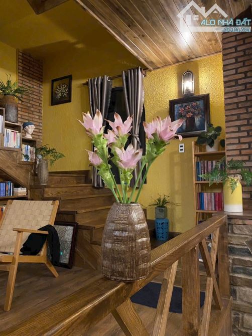 Biệt thự sang trọng _kiến trúc Châu Âu nằm dưới tán thông _ Tp Đà Lạt - 4