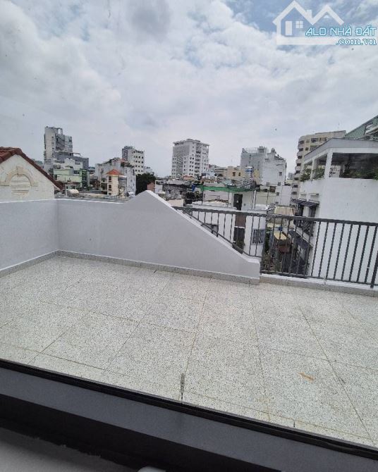 CHỢ TRẦN HỮU TRANG, 4 Tầng 4PN 46m2, P10 Phú Nhuận, giá 7.8 ty - 4