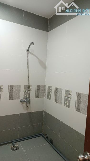 Giá 18,5 tỷ. Bán nhà mặt tiền Bùi Hữu Nghĩa ngang 17x30m gần cty Pounchen Biên Hoà. SHR - 4