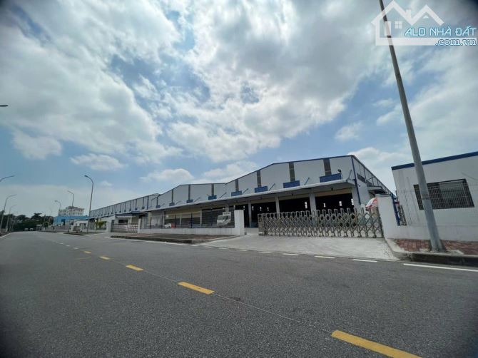 Cho thuê kho KCN Đài Tư, Long Biên, HN. DT 7500m2, cao 12m có PCCC tự động. Giá 110k/m/th - 4