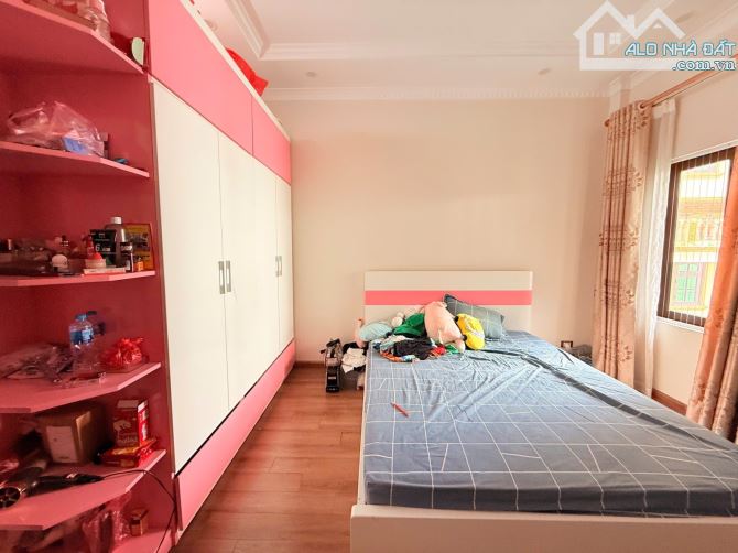 Bán nhà Nguyễn Khánh Toàn 60m 5 tầng mặt tiền 3.6m Giá chỉ 14.9 tỷ - 4