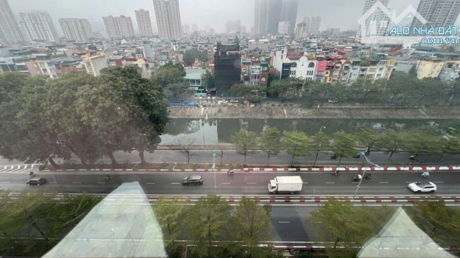 Duy nhất 1 căn mặt phố đường Láng KHÔNG QUY HOẠCH lô góc 8 tầng 1 hầm 55m2 cho thuê 80tr - 4