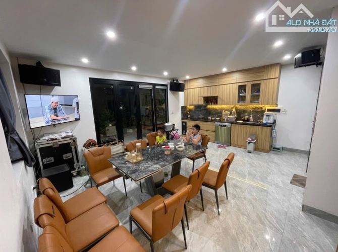 🌟🌟 SIÊU PHẨM PHÂN LÔ – Ô TÔ TRÁNH – VỈA HÈ – THANG MÁY – KINH DOANH – 2 MẶT THOÁNG 🌟🌟 - 4
