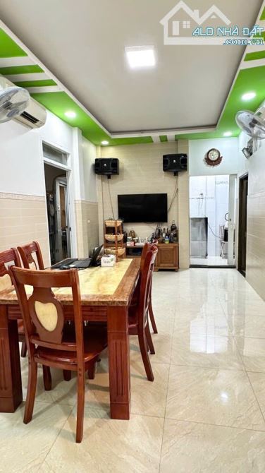 Bà Điểm(HM) bán nhà 114m2 4PN ngang 9m gần đường Phan Văn Hớn giá 4,4tỷ. - 4