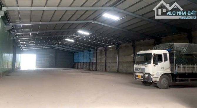 XT533 Cho thuê cưởng MT gần 2000m2 Thiện Tân Vĩnh Cửu ĐN - 4