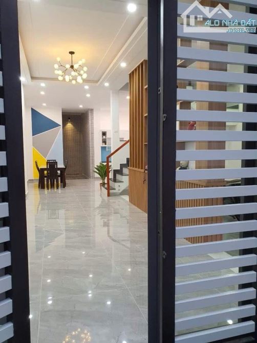 CG NHÀ TĂNG BẠT HỔ BT - NGANG 6.2M - XE HƠI TRONG NHÀ - 4