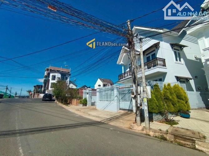 Villa sân vườn mini đã hoàn công  Mặt tiền Kqh Trần Anh Tông vị trí đắc địa Đà Lạt - 4