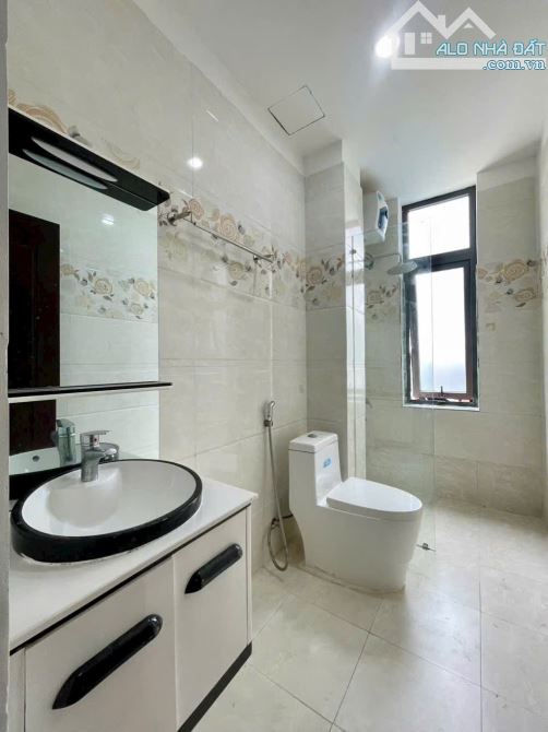 CHO THUÊ VILLA HỒ BƠI 2 TẦNG MT CHẾ LAN VIÊN GẦN BIỂN MỸ KHÊ - 4