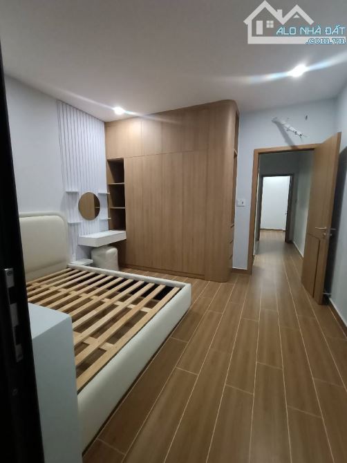 Đường ô tô 8m - Nhỉnh 6 tỷ - Nhà 3 tầng 56m2 - Pháp lý chuẩn - Khu dân cư an ninh - 4