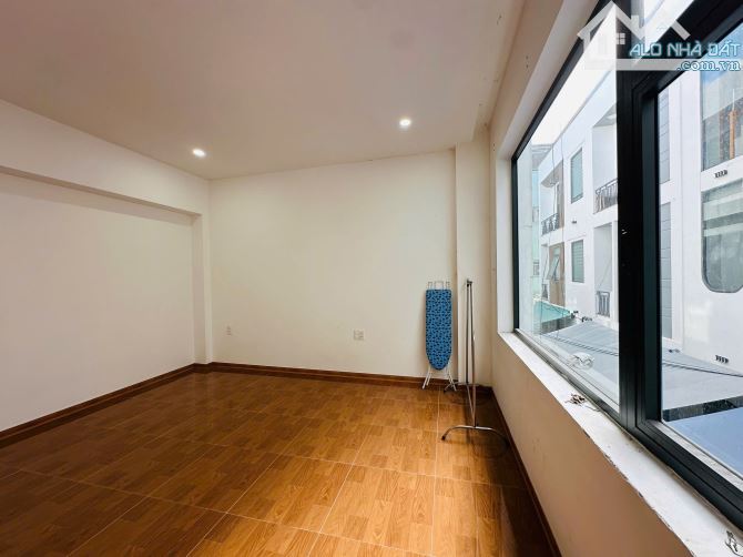 Bán nhà 3 tầng kiệt Mai Lão Bạng, Thuận Phước, Hải Châu. DT 50m2. Giá 3.95 tỷ - 4
