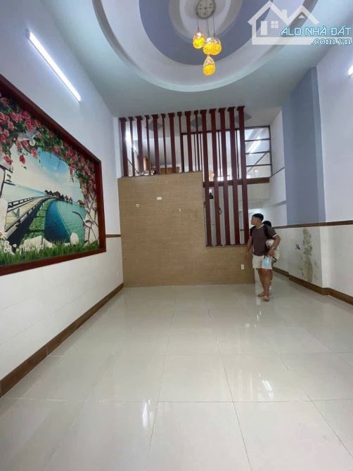 Nhà 1 Lầu 1 Lửng Trung Tâm Dĩ An – Gần Nhà Thờ Trần Hưng Đạo Chợ Dĩ An 1– 69m² Chỉ 4.35 Tỷ - 4