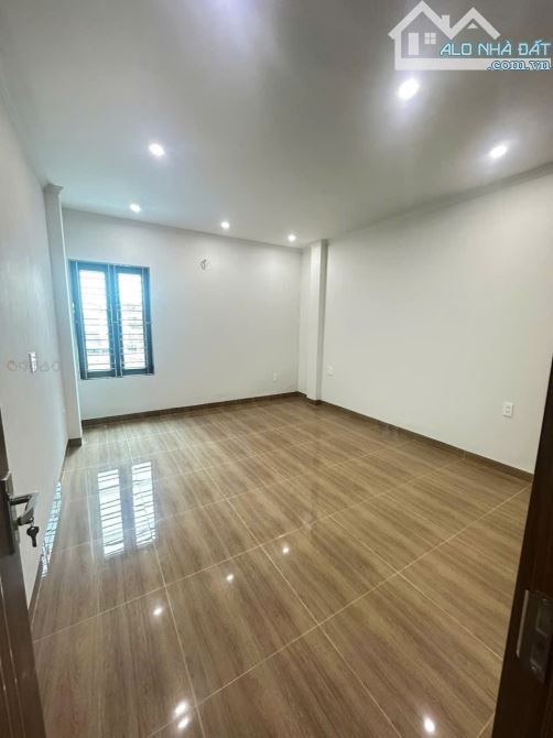 N4512 🏢✨ CHO THUÊ NHÀ KHU PHÂN LÔ – HẠ LÝ, HỒNG BÀNG - 4