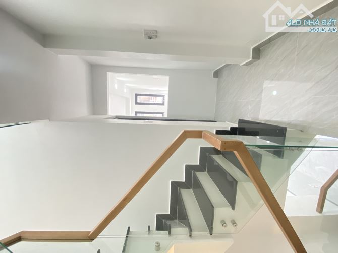 Nhà dân trí cao, Âu Dương Lân Q.8, dt 30m2 3pn shr giá 5.4tỷ tl. - 4