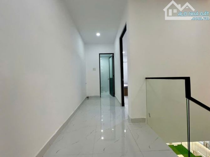Bán nhà hẻm 1806 Huỳnh Tấn Phát, NB, Dt 4 x14m, 1 lầu. Giá 2,5 tỷ - 4