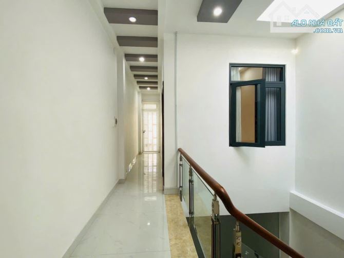 Cho thuê nhà nguyên căn khu  P. Thống Nhất - Diện tích: 4m x 18m   - Nhà 1 trệt 2 lầu, - 4