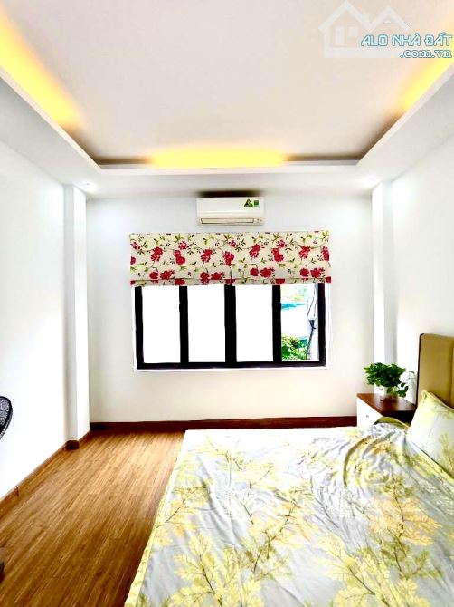 NGÕ TRƯỚC NHÀ RỘNG THÊNH THANG - 4 NGỦ THỪA CÔNG NĂNG - LÔ GÓC   Thịnh Lệt : 40m - 5 tầng - 4
