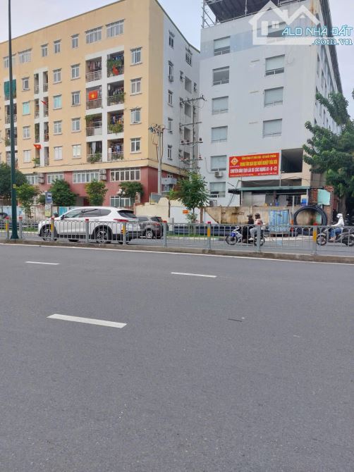 Lô đất 8mx26m hẻm 170 Dương Quảng Hàm, chỉ 82 triệu m2 - 4