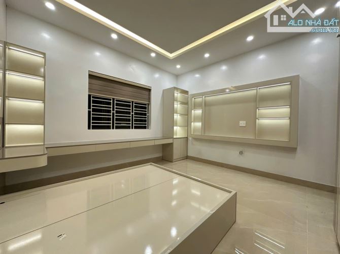 Tuyến 2 Quán Nam  92m² x 5T Thang Máy - 4
